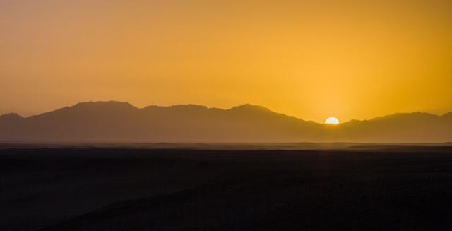 戈壁风景大柴旦(高原小镇一一一大柴旦)(7)