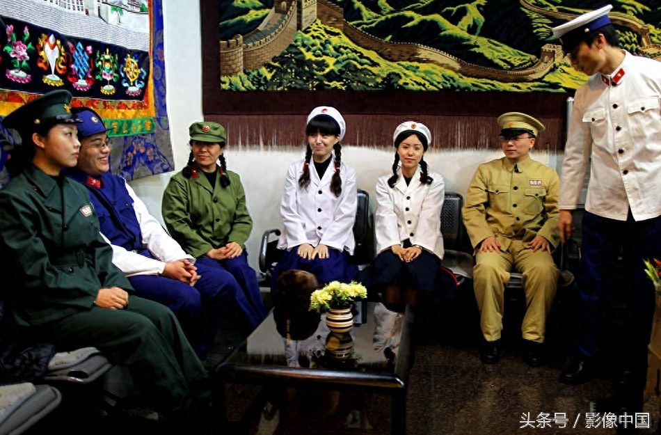 新中国成立以来，警服变迁