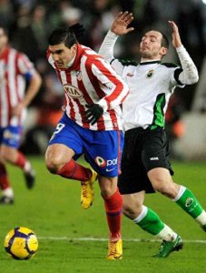 ​世界足坛传来噩耗 昔日“枪手”雷耶斯车祸离世