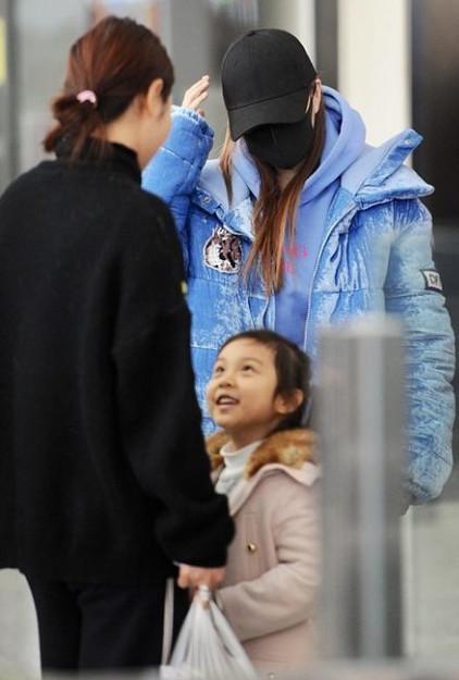 李小璐和皮几万的瓜，越吃越心疼甜馨！