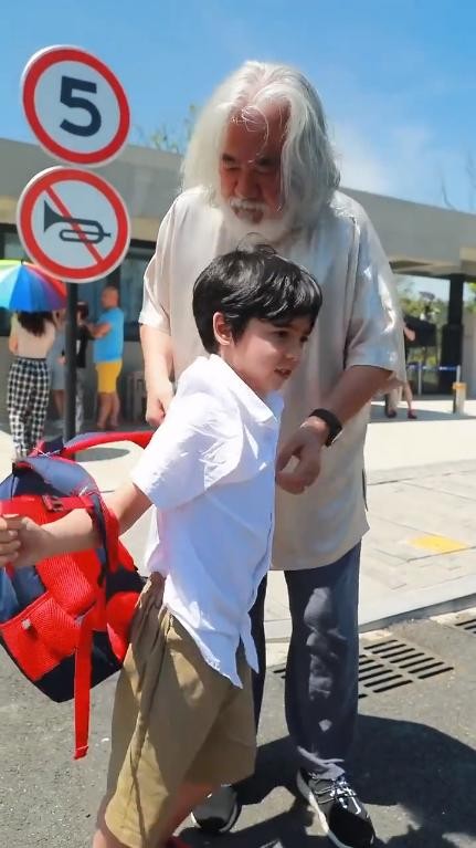 张纪中个人简历介绍（张纪中坐实婚内出轨）