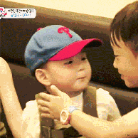 kisskiss的表情包分享，抖音上KISSKISS梗的来源