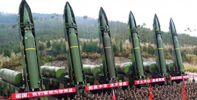 ​西方卫星过顶中国发现震撼一幕：解放军正在练习摧毁“萨德”系统