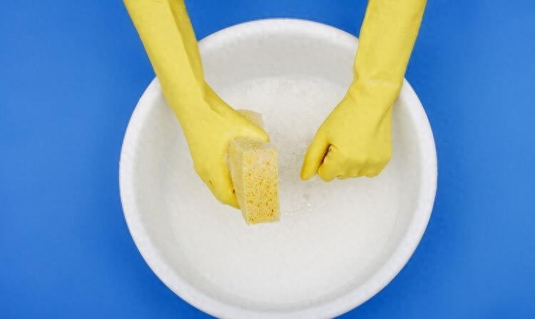 乳胶枕头的好处和坏处(乳胶枕含有毒物质吗？)