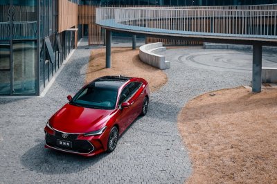 凯美瑞和亚洲龙哪个厉害（凯美瑞和亚洲龙哪个质量更好）