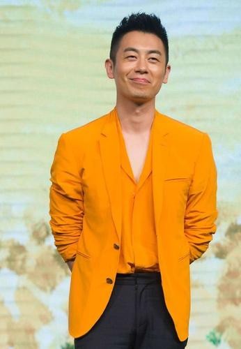 朱亚文个人资料及简历（关于朱亚文的简介）