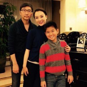 ​陈数丈夫的神秘身份曝光：钢琴家赵胤胤的背景揭秘