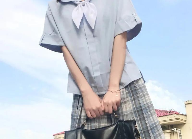 100种聊天幽默开场白（高情商聊天开场白）