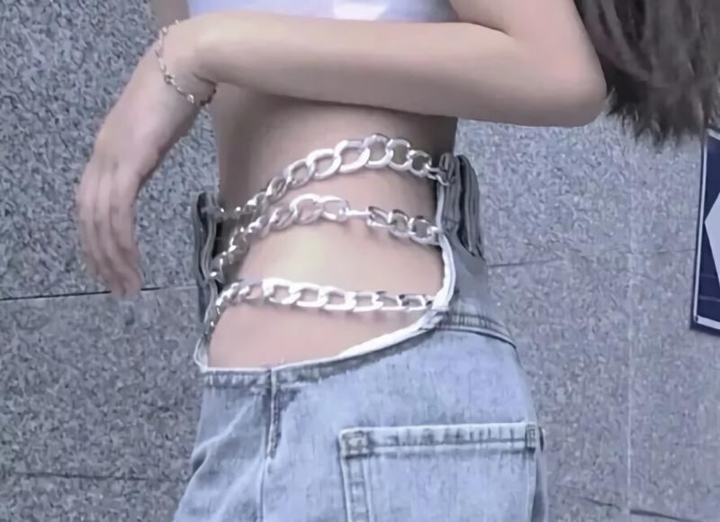 以后你的嘴是我的尿壶