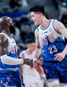 ​CBA新赛季20大球星！张镇麟排第六，胡明轩排第九，第一实至名归