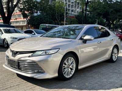 ​家用舒适之选，2019款丰田凯美瑞2.5G豪华版，12.5万开走它！