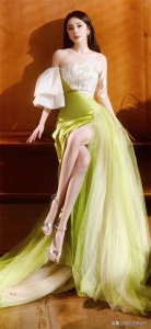 ​杨幂这大长腿！