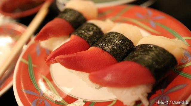 如何去除生鱼片中的寄生虫(吃生鱼片害怕有寄生虫)(8)